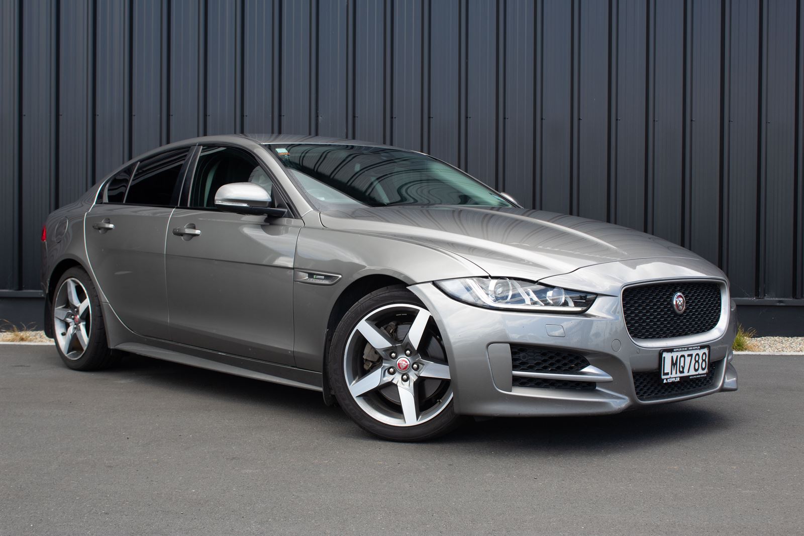 2018 Jaguar XE