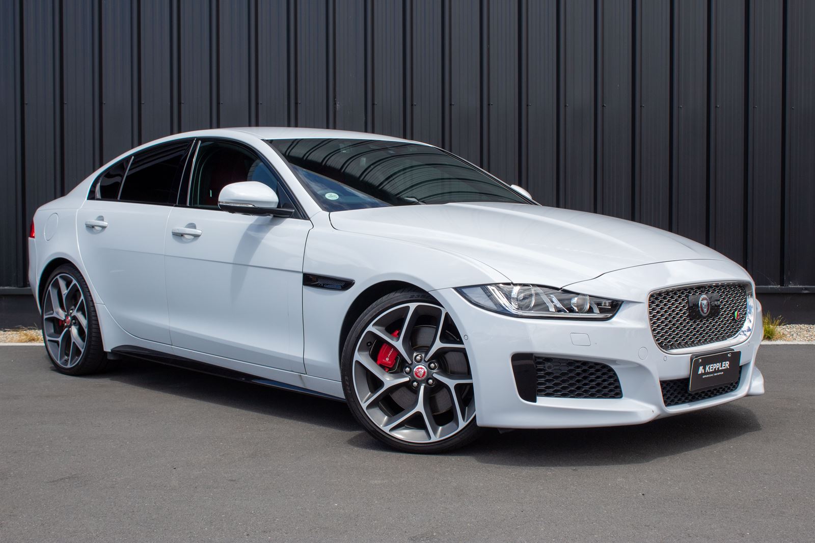 2018 Jaguar XE